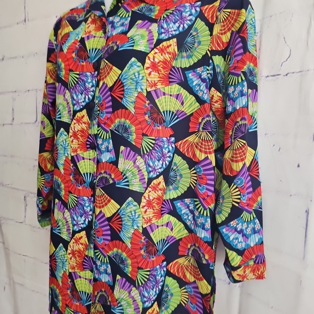 Bechamel Semi-Sheer Multicolor Fan Pattern Button… - image 3